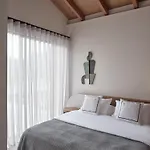 Noero *